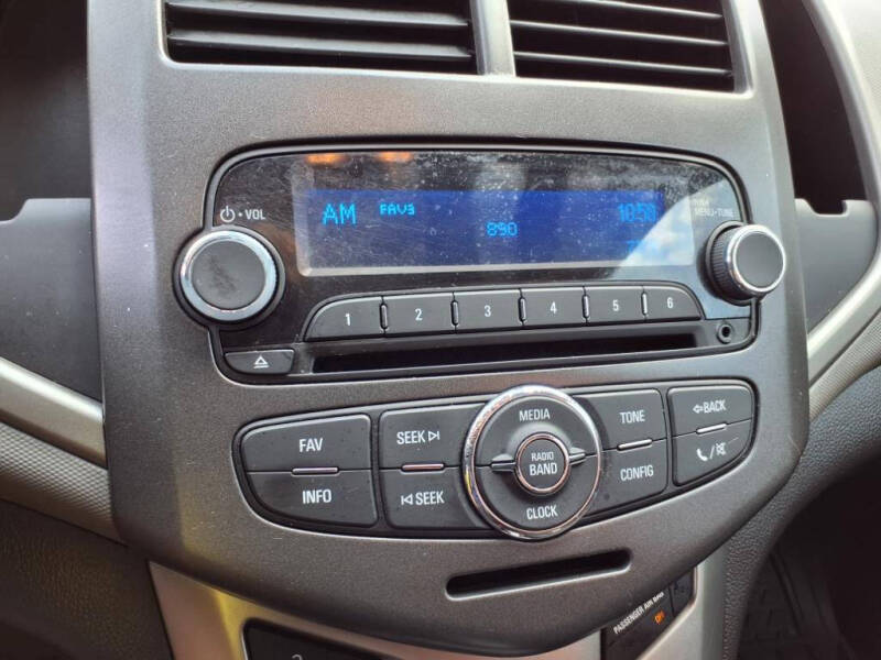 2015 Chevrolet Sonic LT Auto