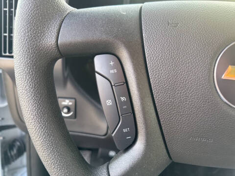 2025 Chevrolet Express 2500