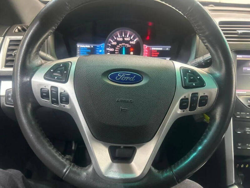 2012 Ford Explorer XLT