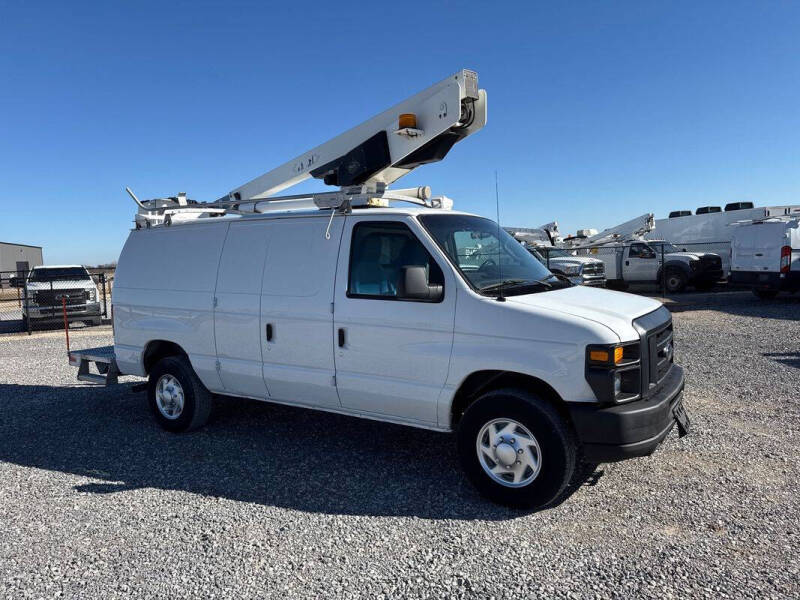 2011 Ford E-Series E-350 SD
