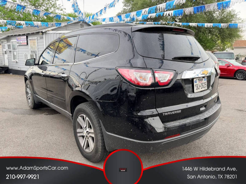 2017 Chevrolet Traverse LT