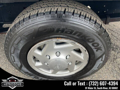 2011 Ford E-Series E-350 SD