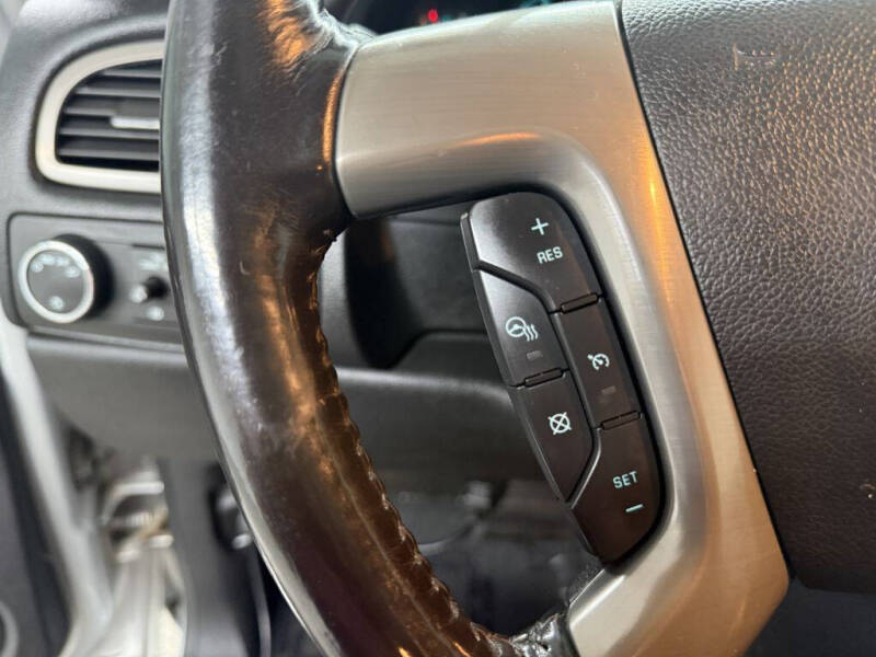 2013 Chevrolet Avalanche LTZ Black Diamond