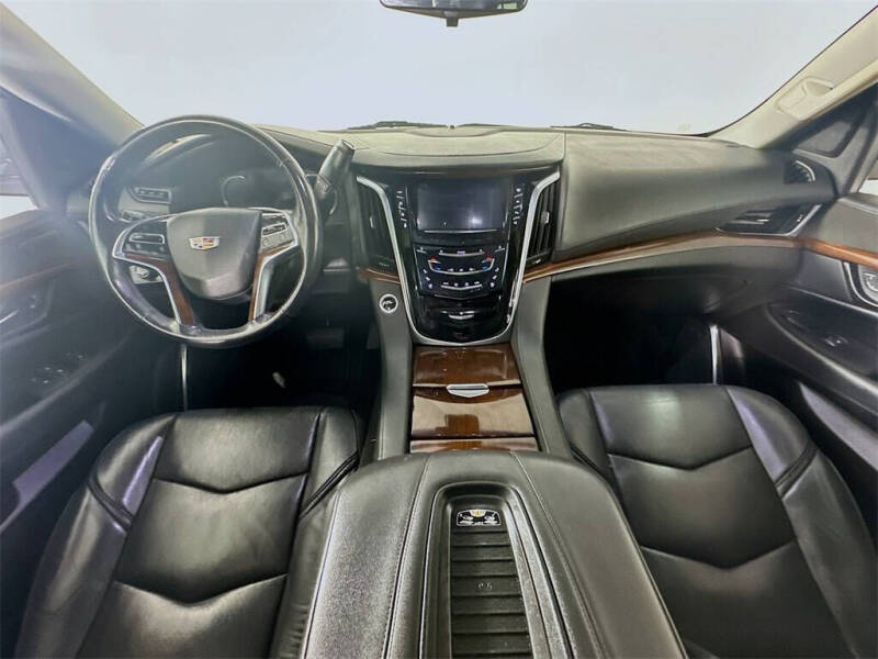 2019 Cadillac Escalade Premium Luxury