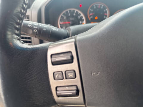 2011 Nissan Titan SV