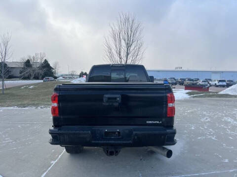 2016 GMC Sierra 2500HD Denali