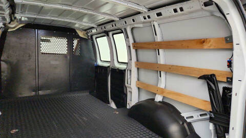2025 Chevrolet Express 2500
