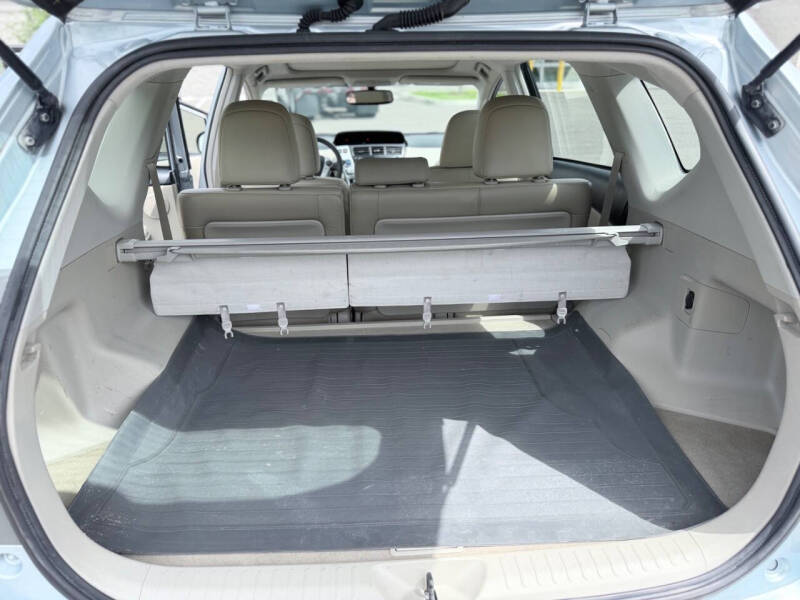 2012 Toyota Prius v Five