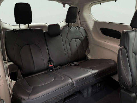 2020 Chrysler Pacifica Touring L Plus