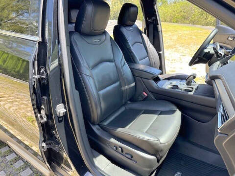 2019 Cadillac XT4 Premium Luxury