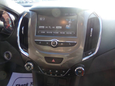 2017 Chevrolet Cruze LT Auto