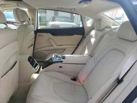 2022 Maserati Quattroporte Modena