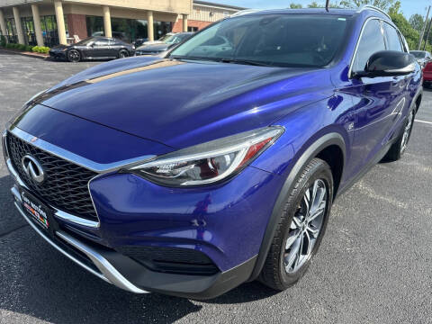 2017 Infiniti QX30 Luxury