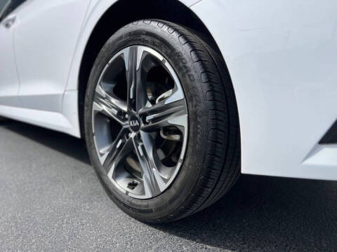 2021 Kia K5 EX