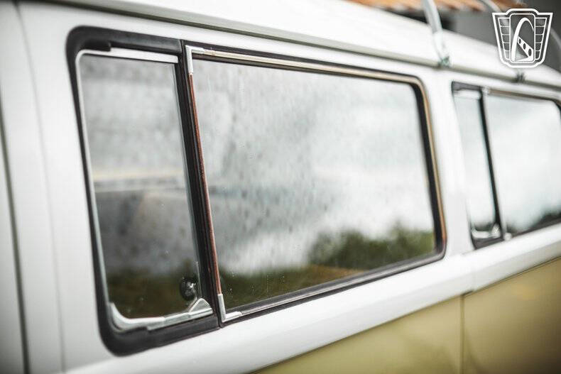 1975 Volkswagen Bus