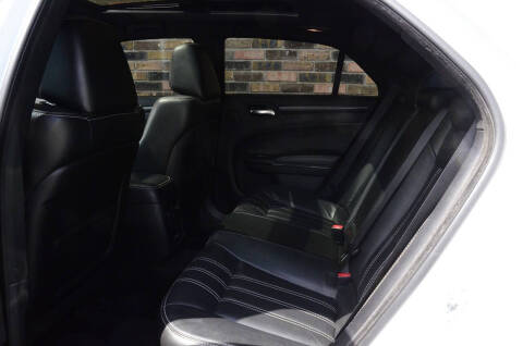 2016 Chrysler 300 S