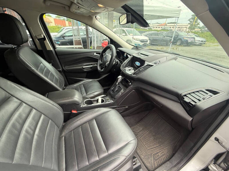 2016 Ford Escape Titanium