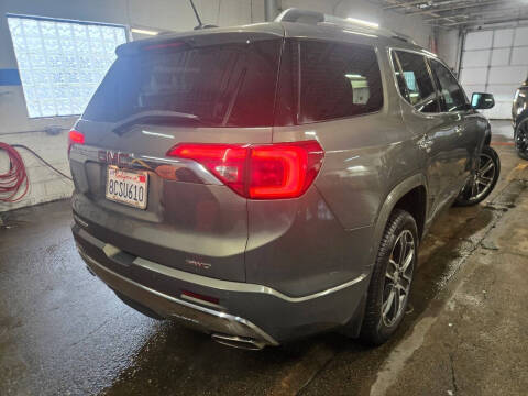 2018 GMC Acadia Denali