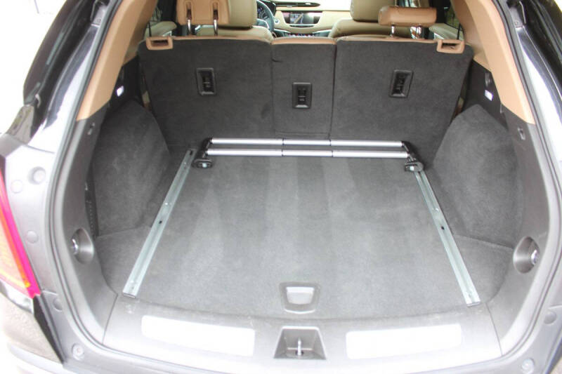 2017 Cadillac XT5 Platinum