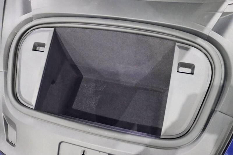 2020 Porsche Taycan Turbo