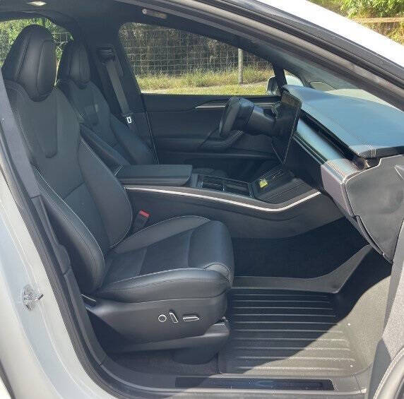 2023 Tesla Model X Plaid