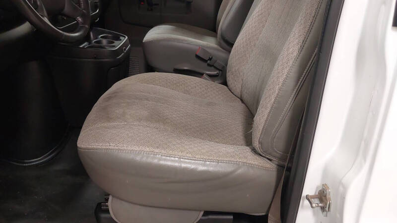 2020 Chevrolet Express 2500