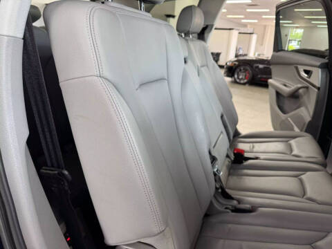 2018 Audi Q7 2.0T quattro Premium Plus