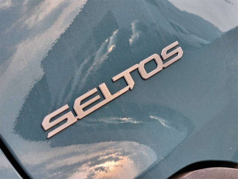 2026 Kia Seltos EX