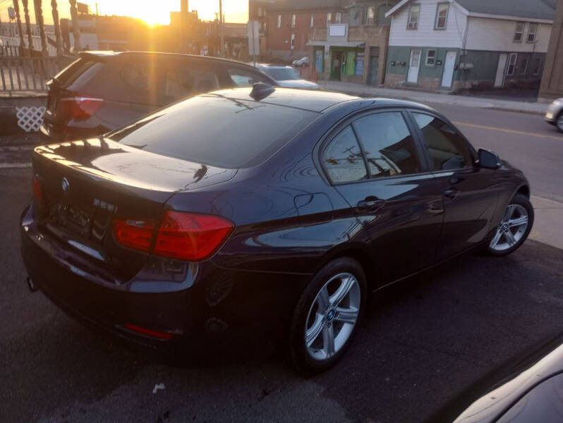 2015 BMW 3 Series 328i photo 4