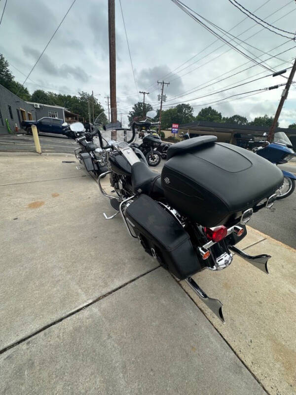 2009 Harley-Davidson Road King Classic FLHRC