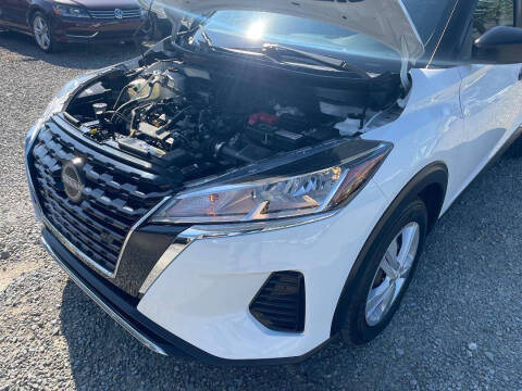 2022 Nissan Kicks S