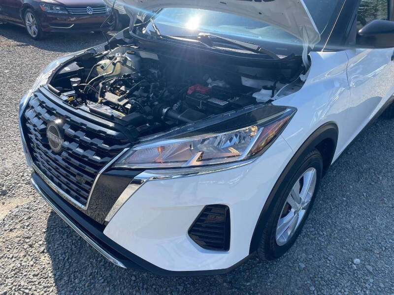 2022 Nissan Kicks S