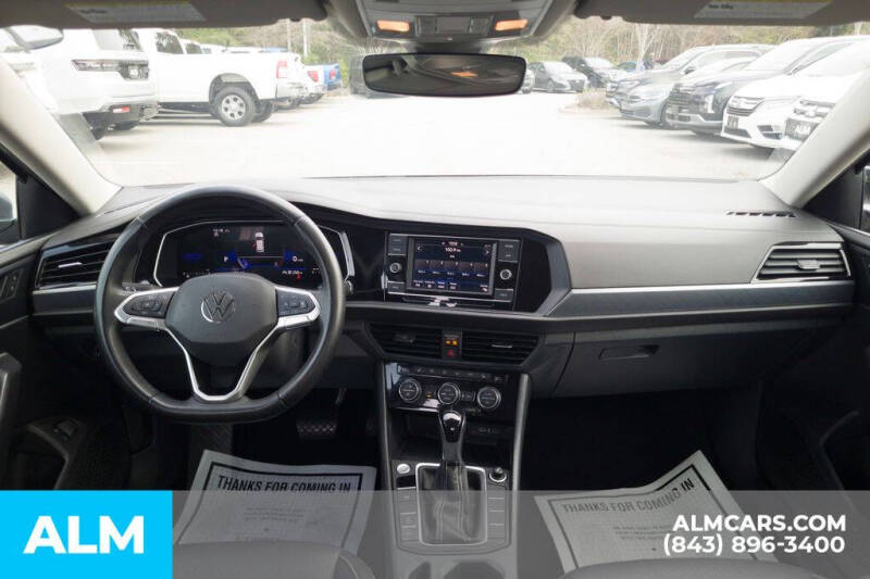 2024 Volkswagen Jetta SE