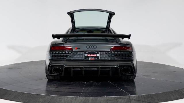 2023 Audi R8 5.2 V10 performance
