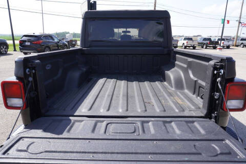 2021 Jeep Gladiator Willys
