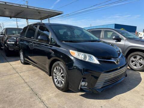 2018 Toyota Sienna for sale at P J Auto Trading Inc in Orlando FL