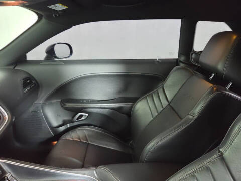 2016 Dodge Challenger SRT 392