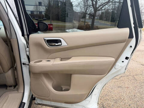 2014 Nissan Pathfinder Platinum