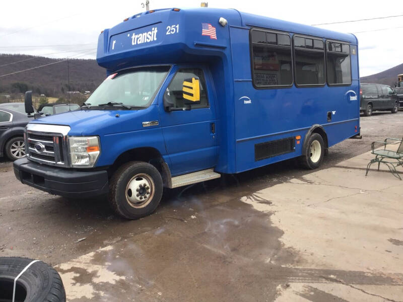 2016 Ford E-Series for sale at Troy's Auto Sales in Dornsife PA
