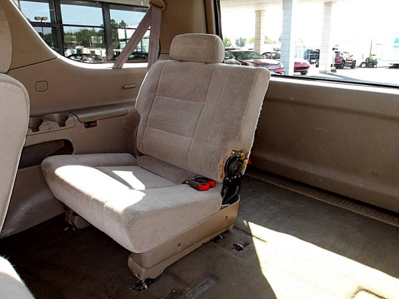 2001 Toyota Sequoia SR5