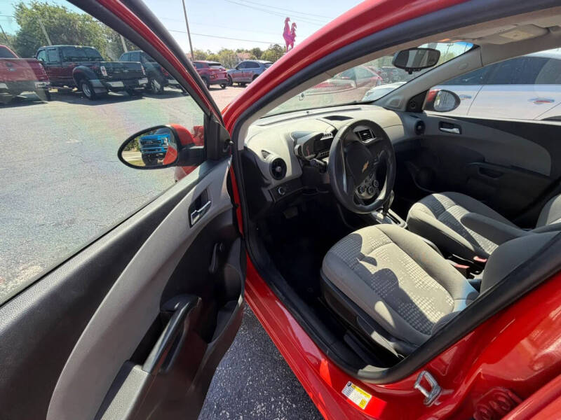 2012 Chevrolet Sonic LS