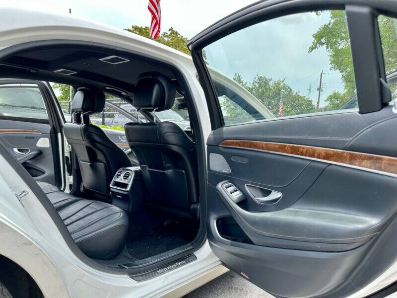 2016 Mercedes-Benz S-Class Sedan - $29,995