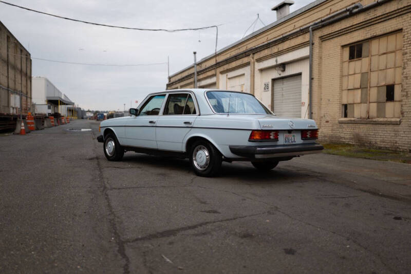 1978 Mercedes-Benz 240-Class