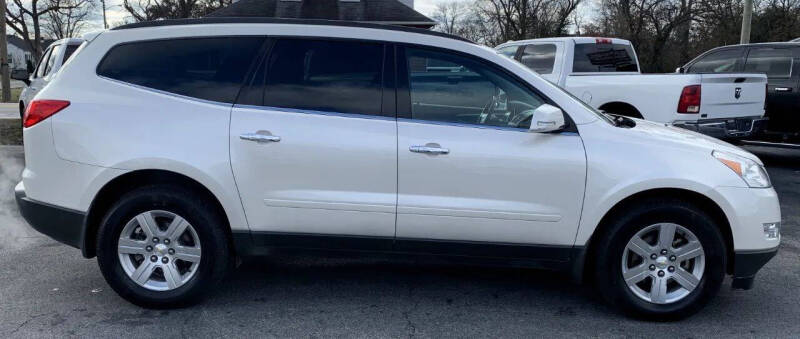 2011 Chevrolet Traverse LT