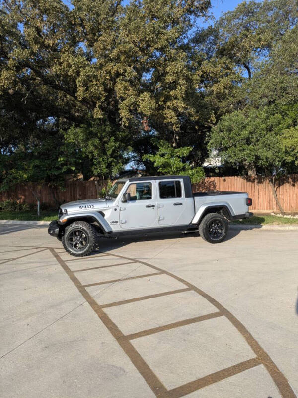 2022 Jeep Gladiator Sport
