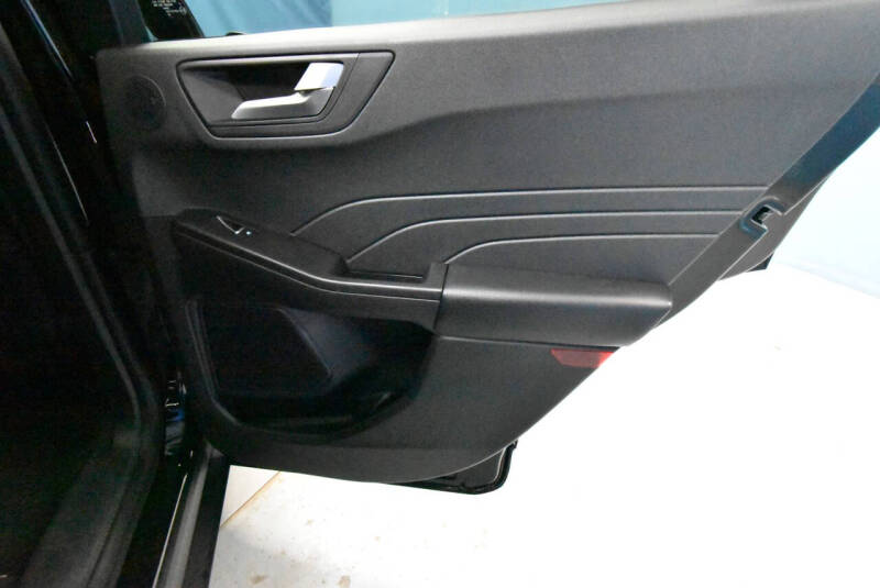 2026 Ford Escape ST-Line Elite