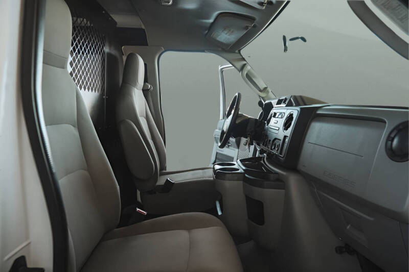 2013 Ford E-Series E-150