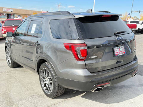 2017 Ford Explorer Sport