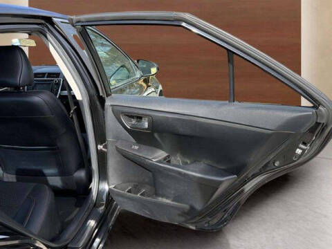 2015 Toyota Camry SE