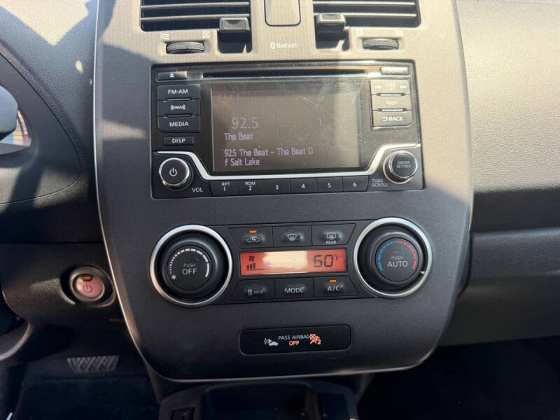 2016 Nissan LEAF S-24